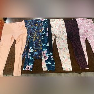 Lot of 6 leggings. Size medium. All are stain, rip and tear free.